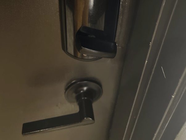 Residential locksmith service by LockFlex.
